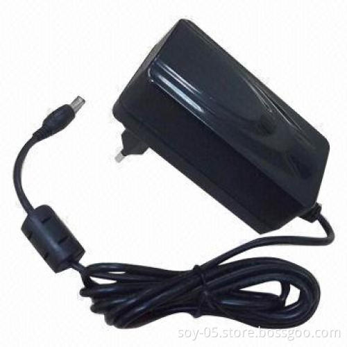 AC/DC Switching Adapter with EU Plug and 90 to 264V AC Input Voltage, Black Color